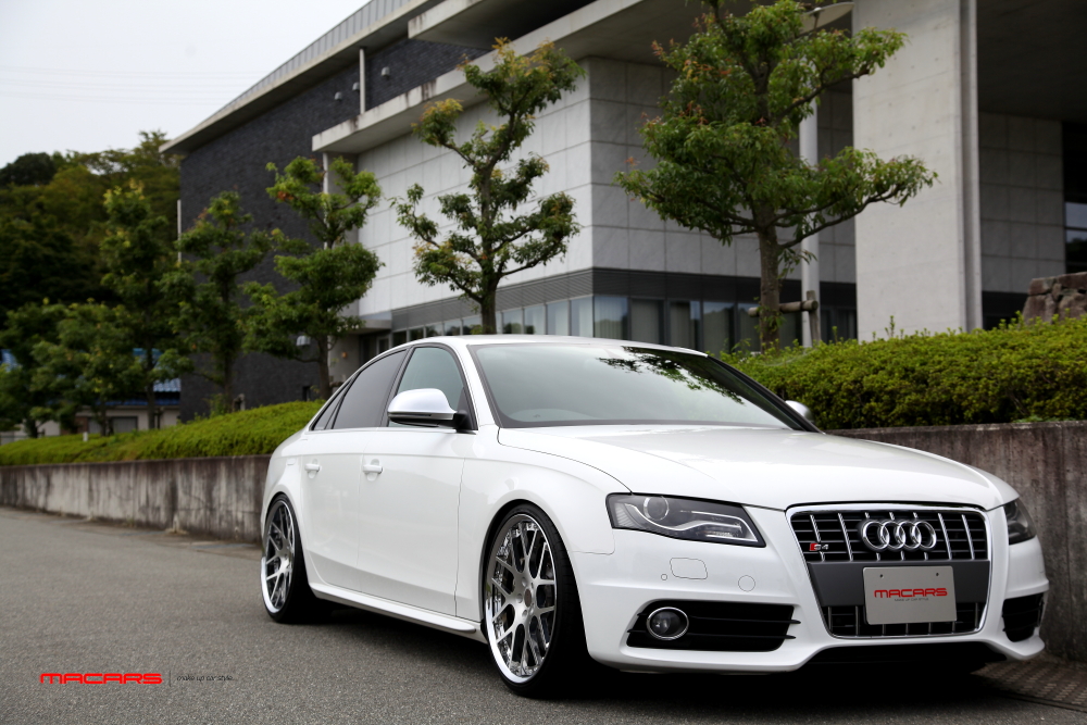 Audi A4/B8 2.0TQ Sedan