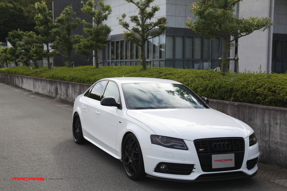 Audi A4/B8 2.0TQ Sedan