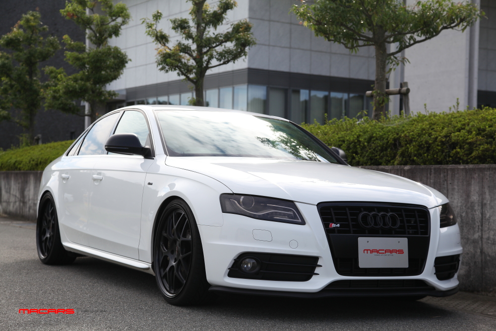 Audi A4/B8 2.0TQ Sedan