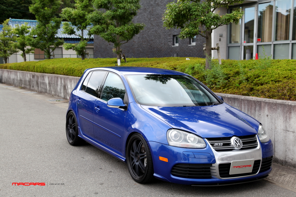 VW GOLF/mk5 R32