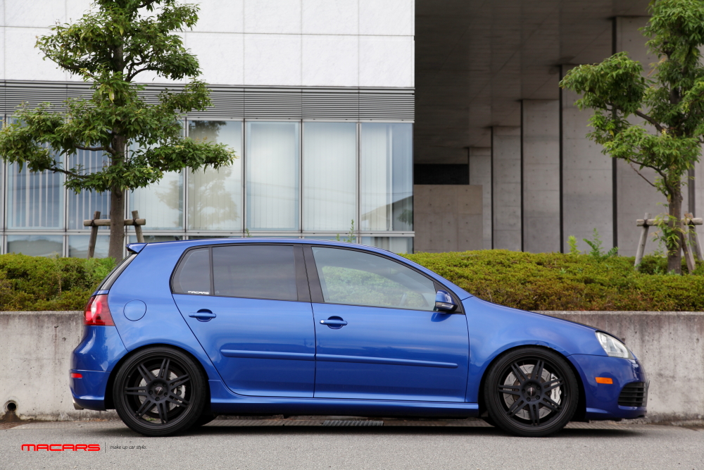 VW GOLF/mk5 R32