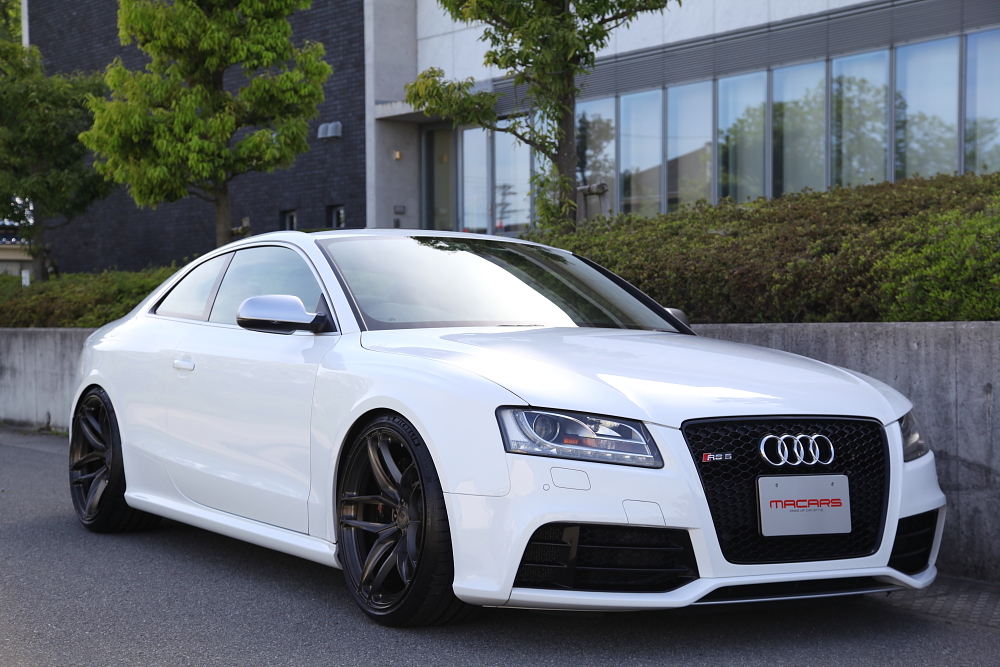 Audi RS5/8T
