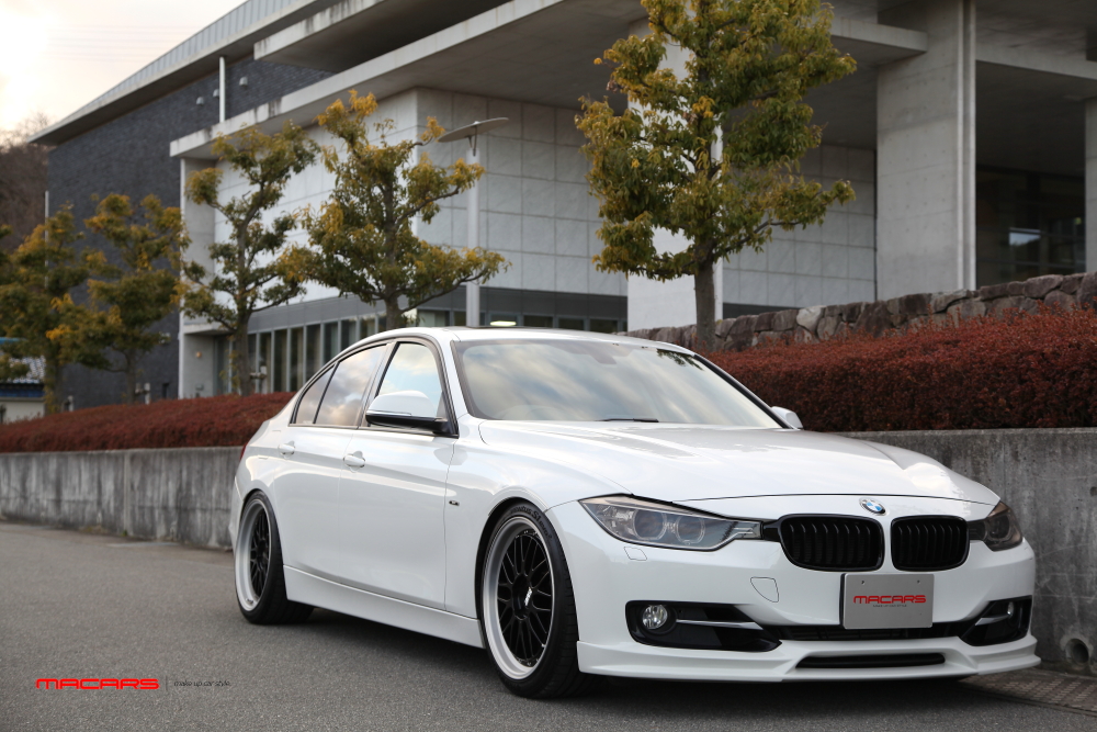 BMW F30/328i Sedan