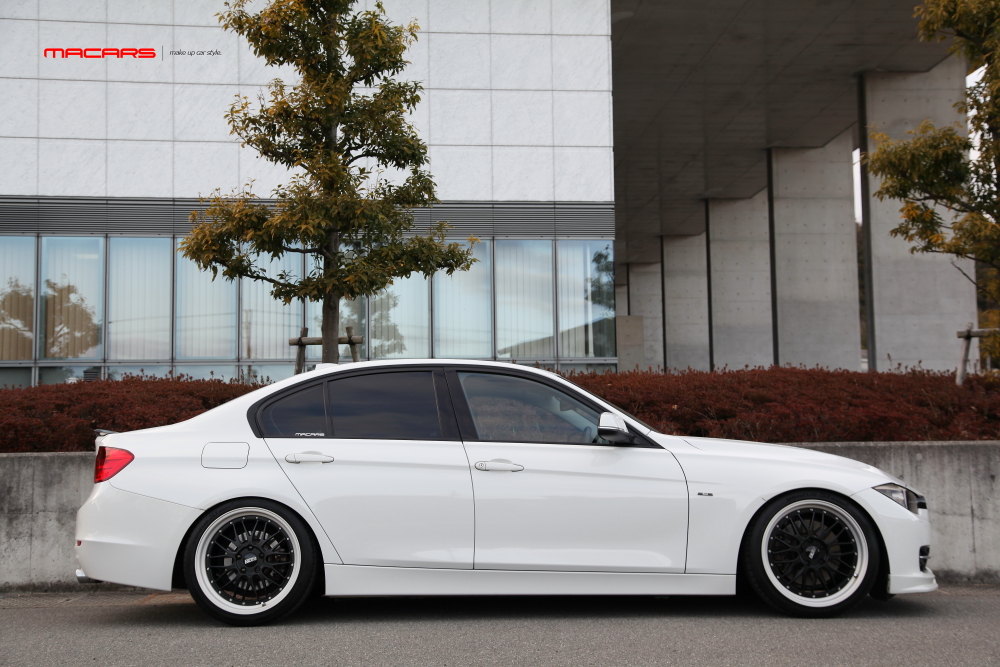 BMW F30/328i Sedan