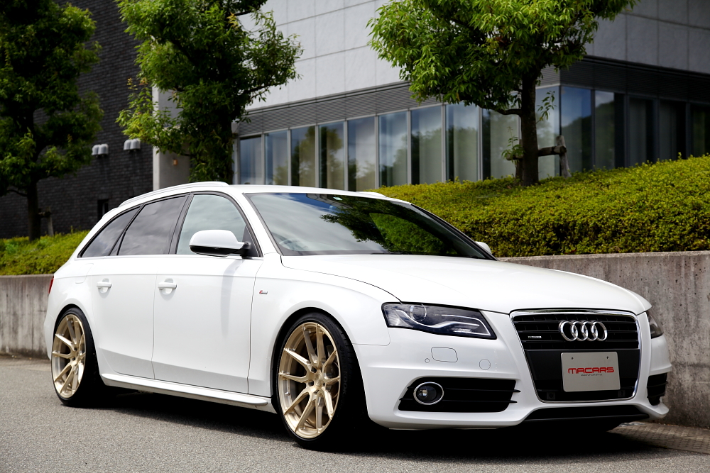 Audi A4/B8アバント
