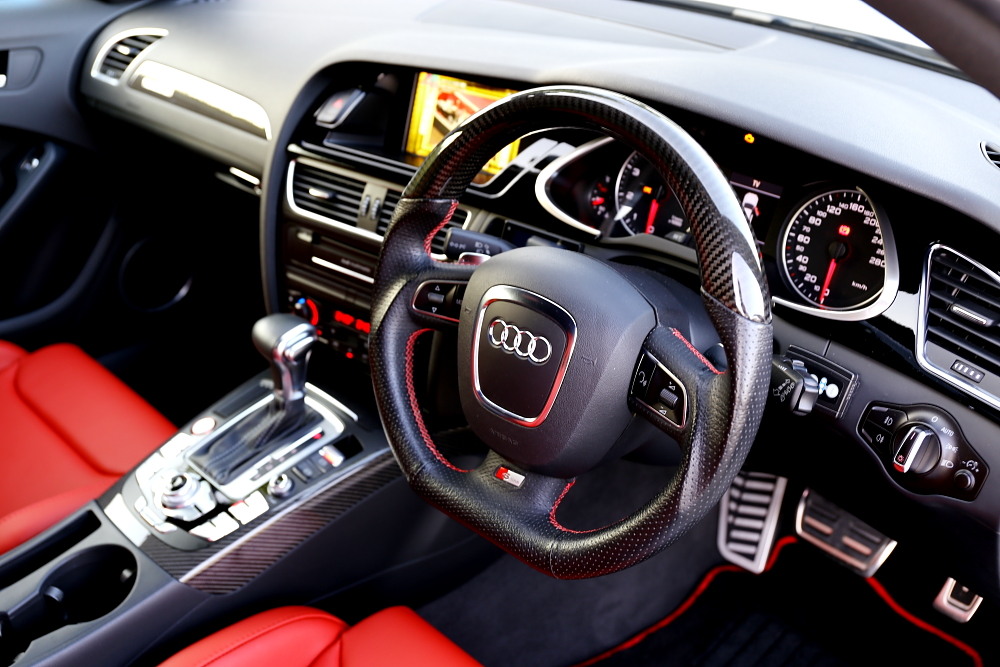 Audi A4/B8 2.0TQ Avant