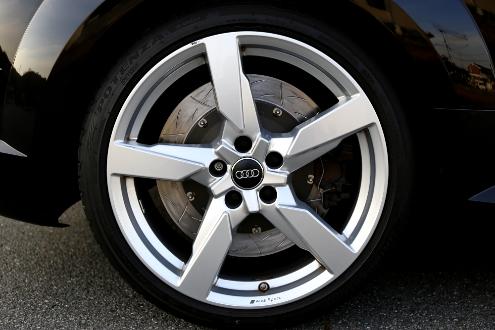 Audi TTRS/8S