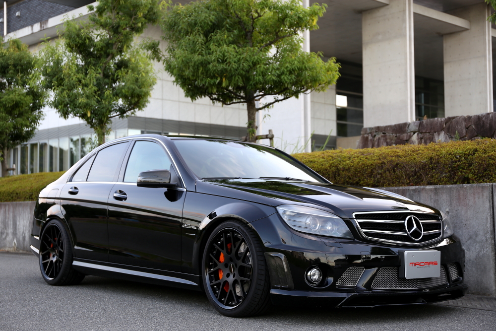 M-BENZ W204/C63 AMG