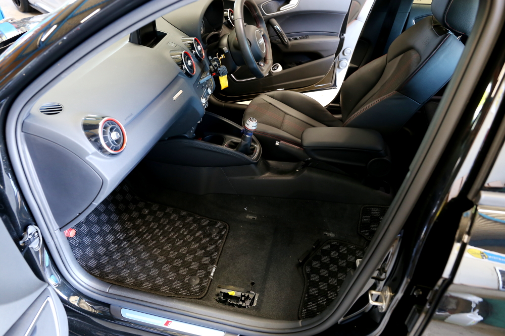 Audi S1/8X