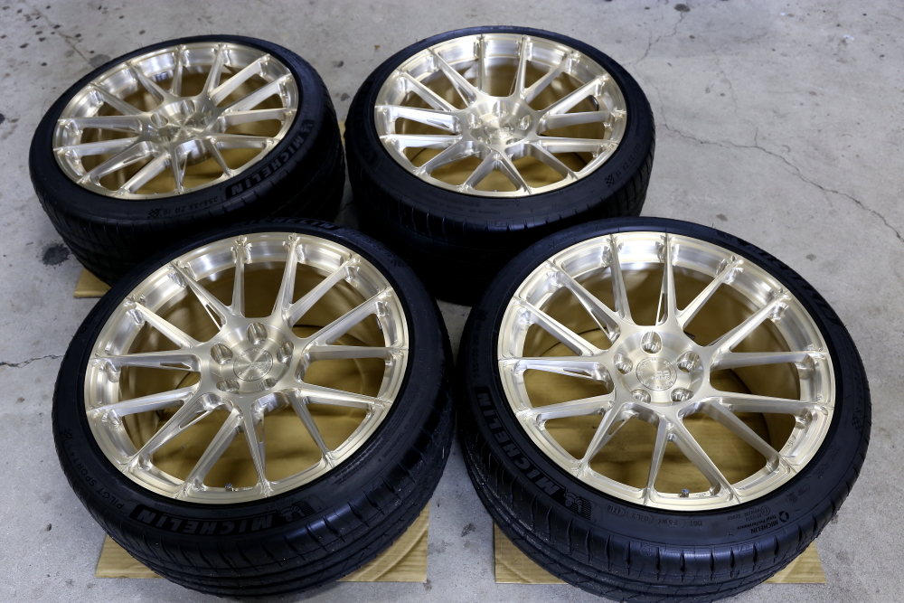 Audi TTS/8S