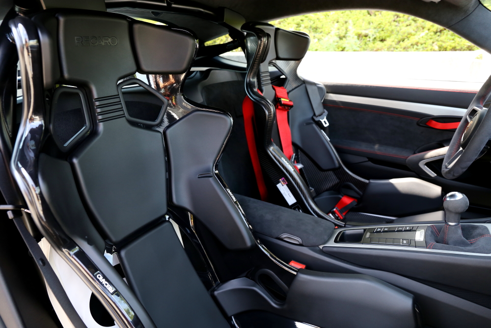 Porsche Cayman GT4