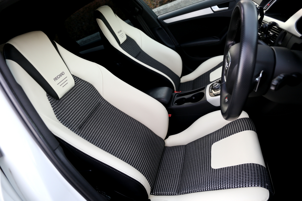 Audi A4/B8 2.0TQ Sedan