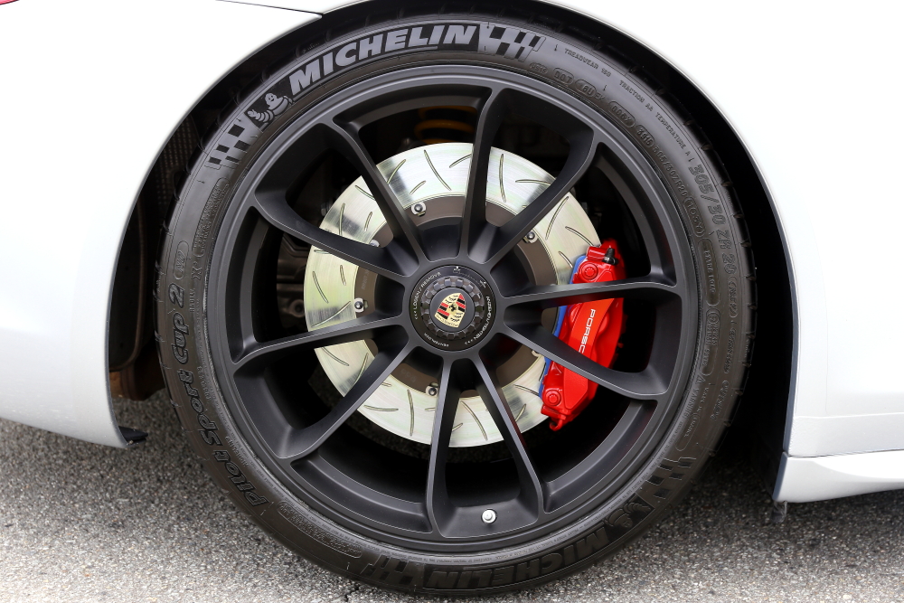 Porsche911 Carrera GTS
