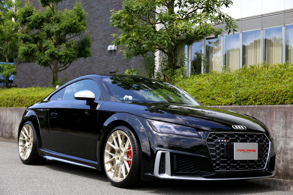 Audi TTS/8S