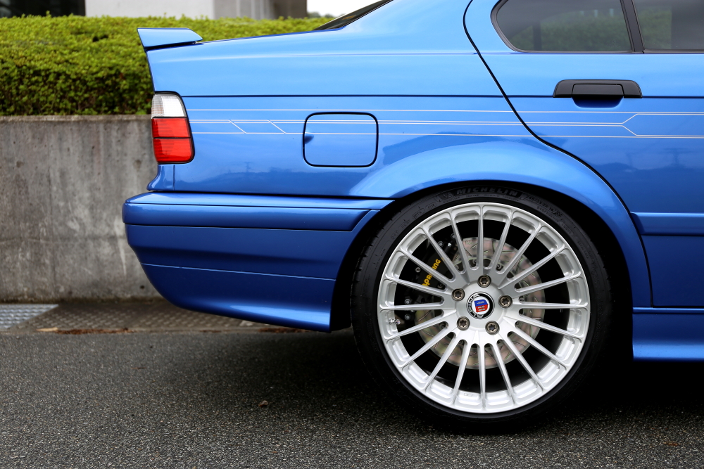 BMW E36/ALPINA B8 4.6 V8