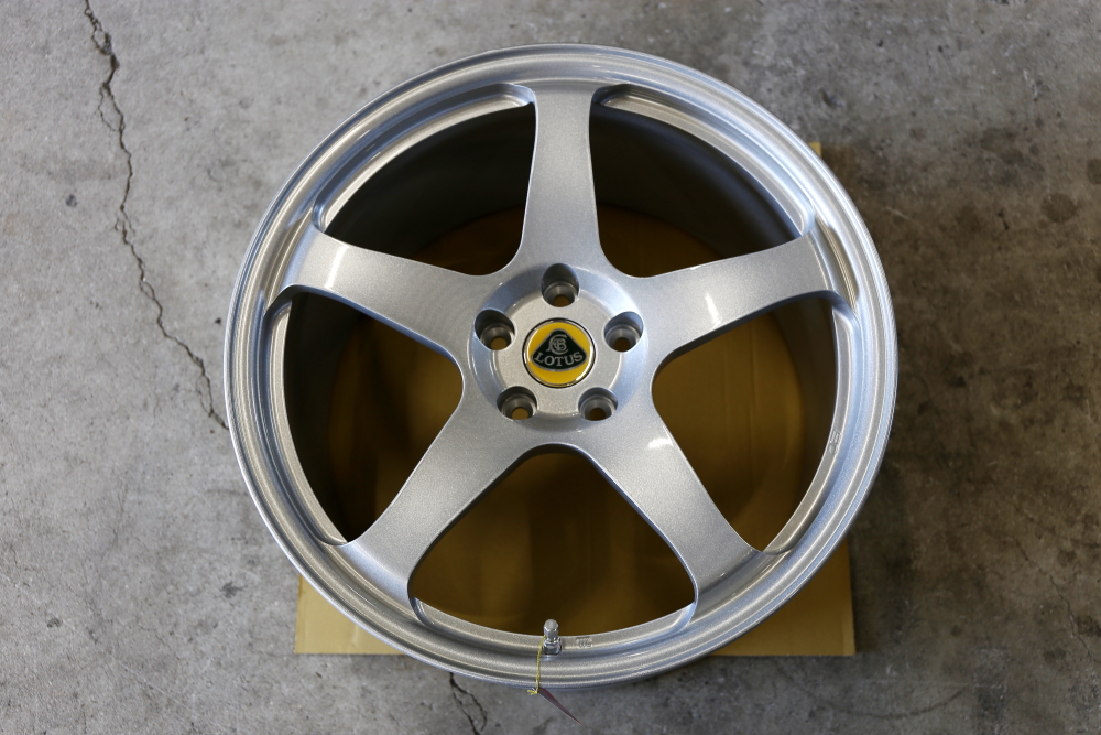 LOTAS EVORA GT 430