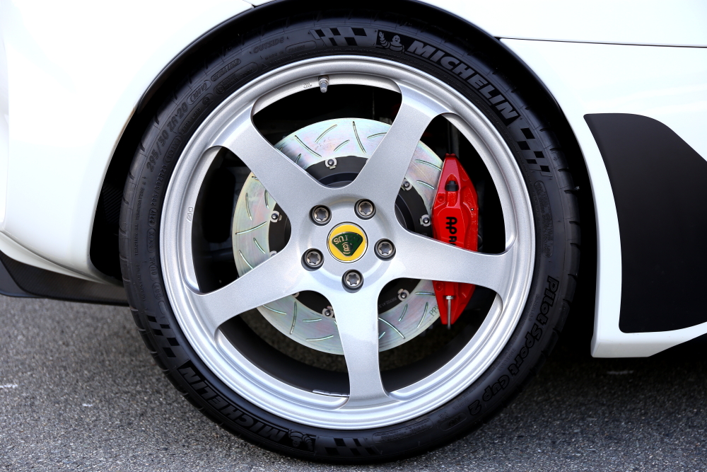 LOTAS EVORA GT 430