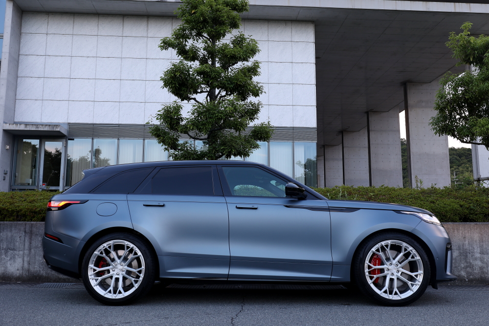 RANGE ROVER VELAR