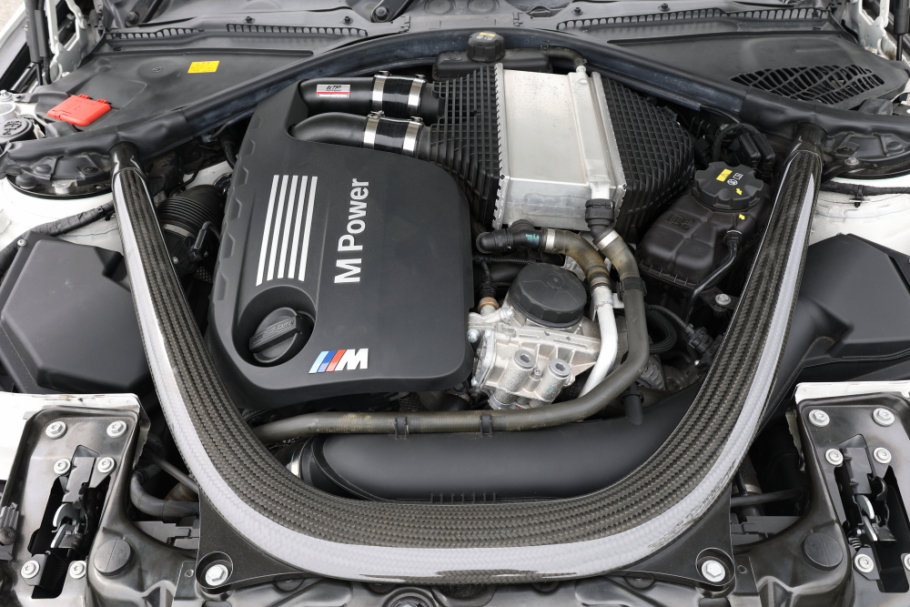 BMW F82/M4