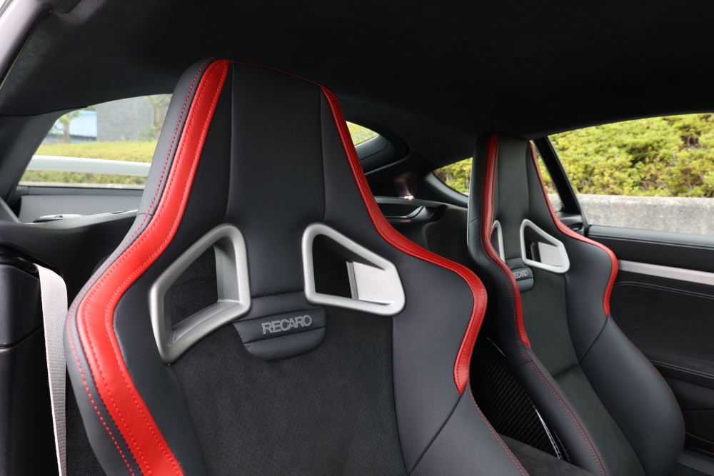 Porsche 718/Cayman GT4