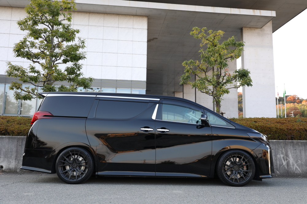 TOYOTA アルファード