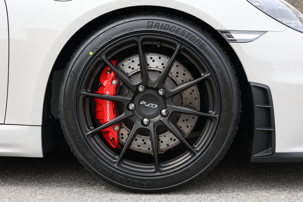 Porsche 718/Cayman GT4 PDK