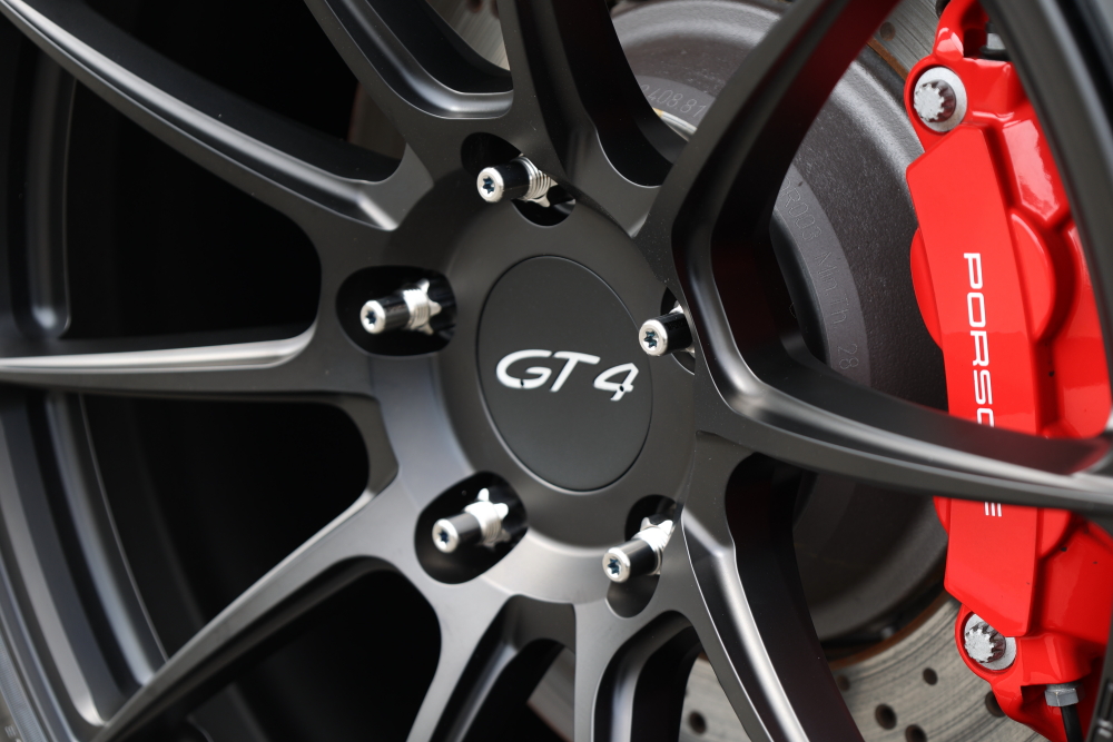 Porsche 718/Cayman GT4 PDK