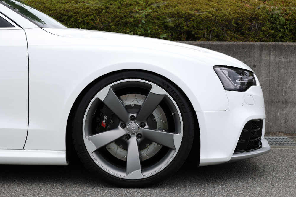 Audi RS5/8T