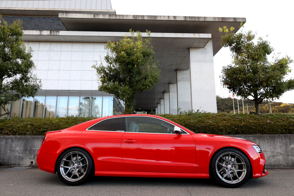 Audi RS5/8T