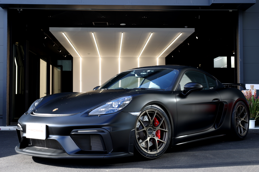 Porsche 718/Cayman GT4