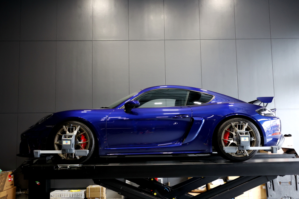 Porsche 718/Cayman GT4