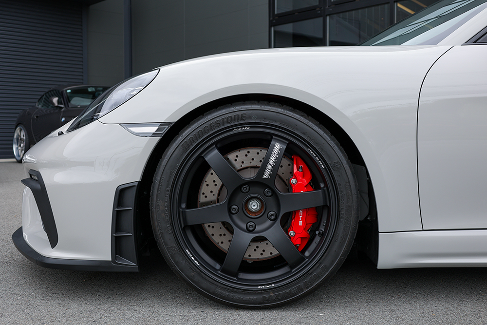 Porsche 718/Cayman GT4 PDK