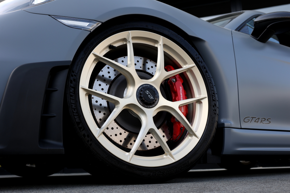 Porsche 718/Cayman GT4RS