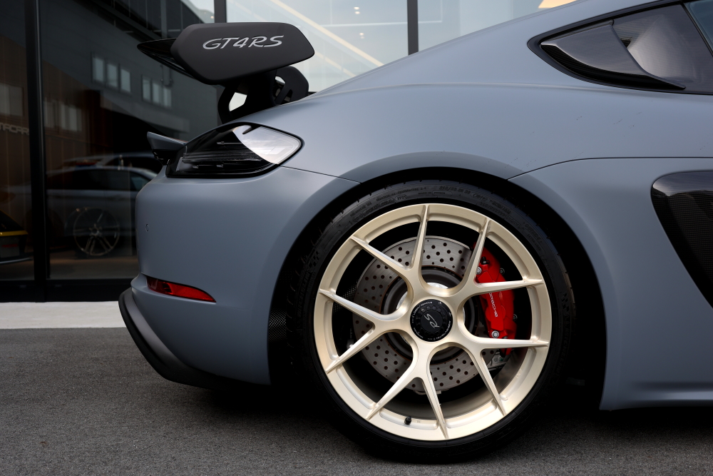 Porsche 718/Cayman GT4RS
