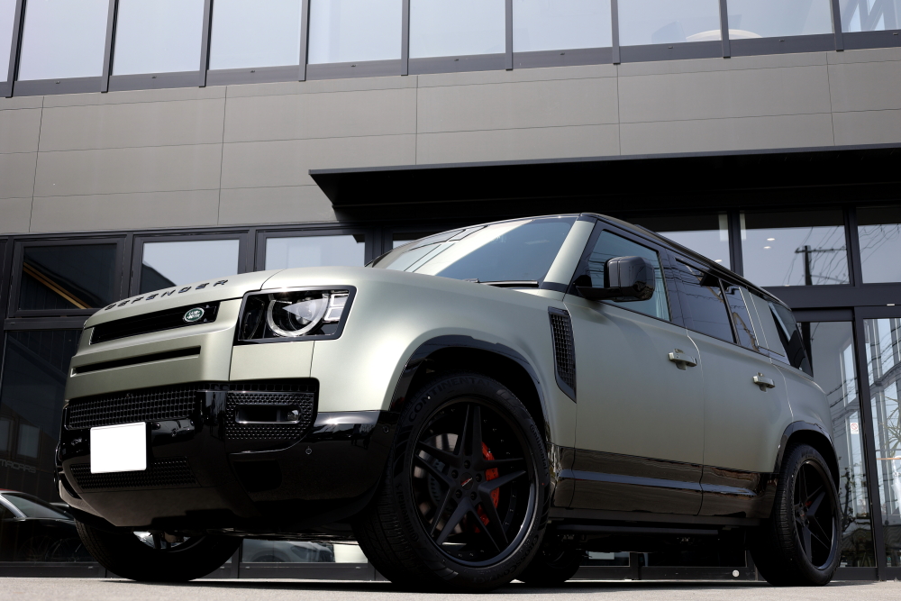 LAND ROVER DEFFNDER 110