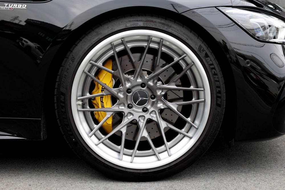 Mercedes-AMG GT53