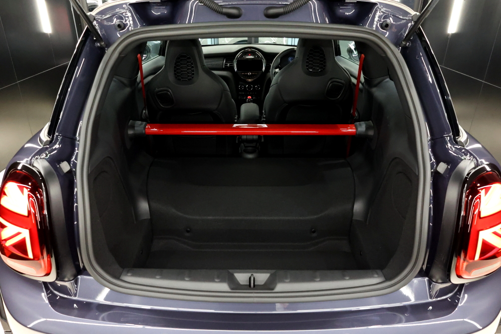 BMW MINI F56