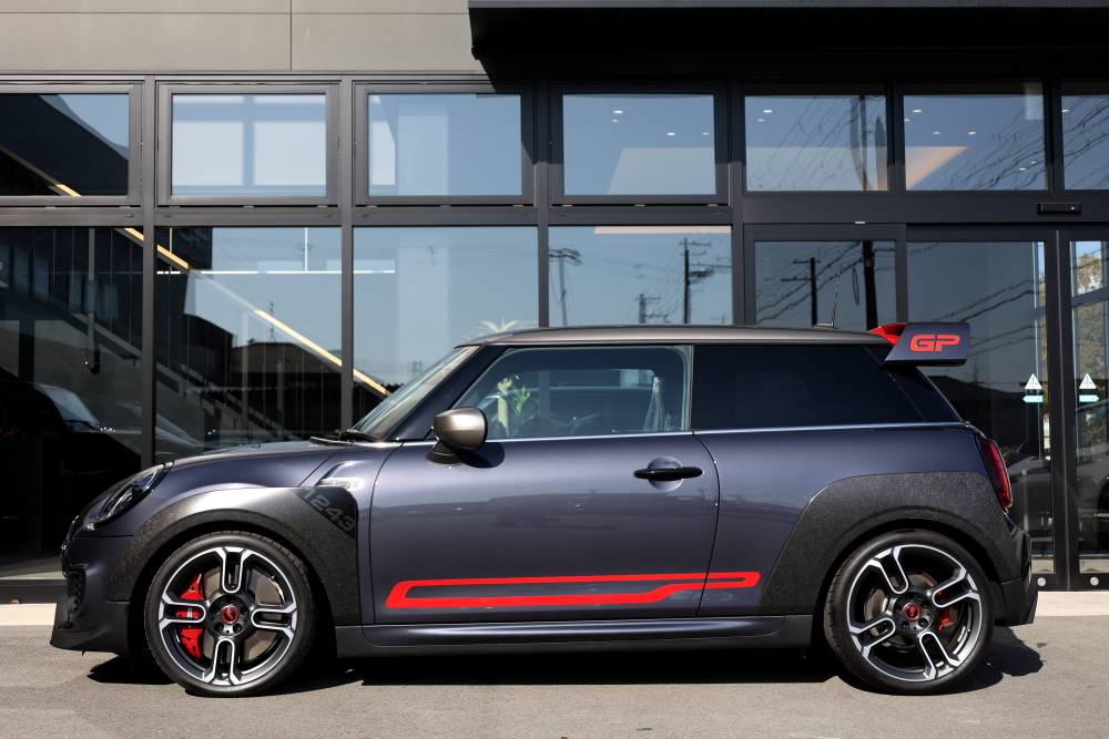 BMW MINI F56